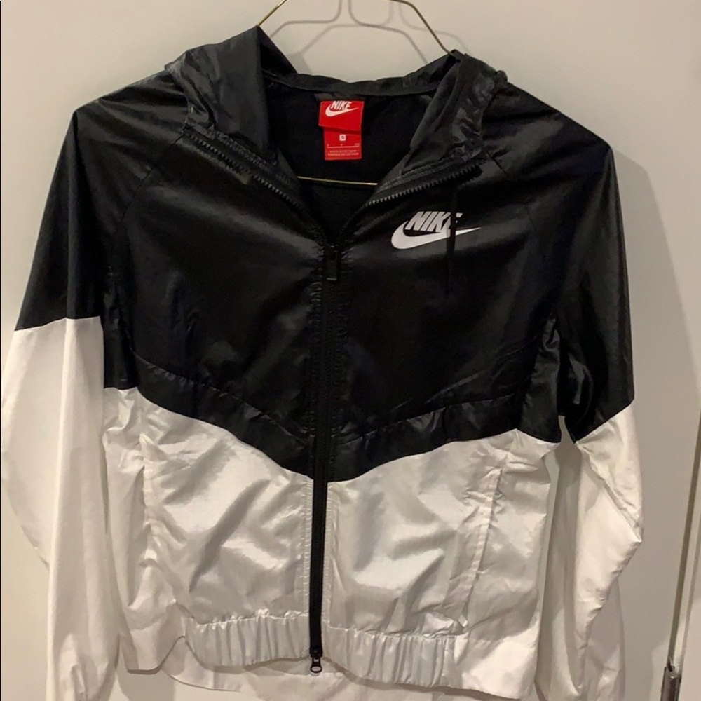 Nike lightweight jacket